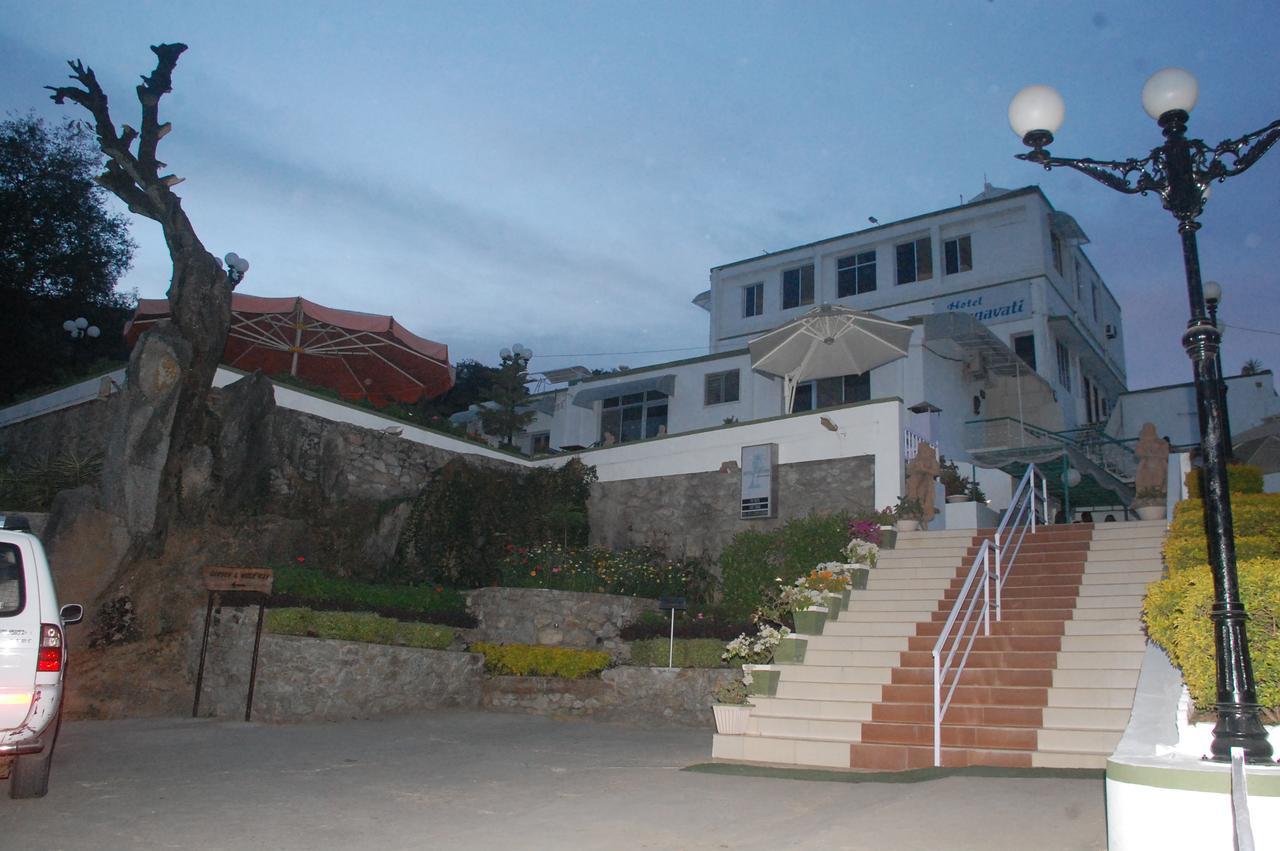 Hotel Karnavati Mount Abu Buitenkant foto