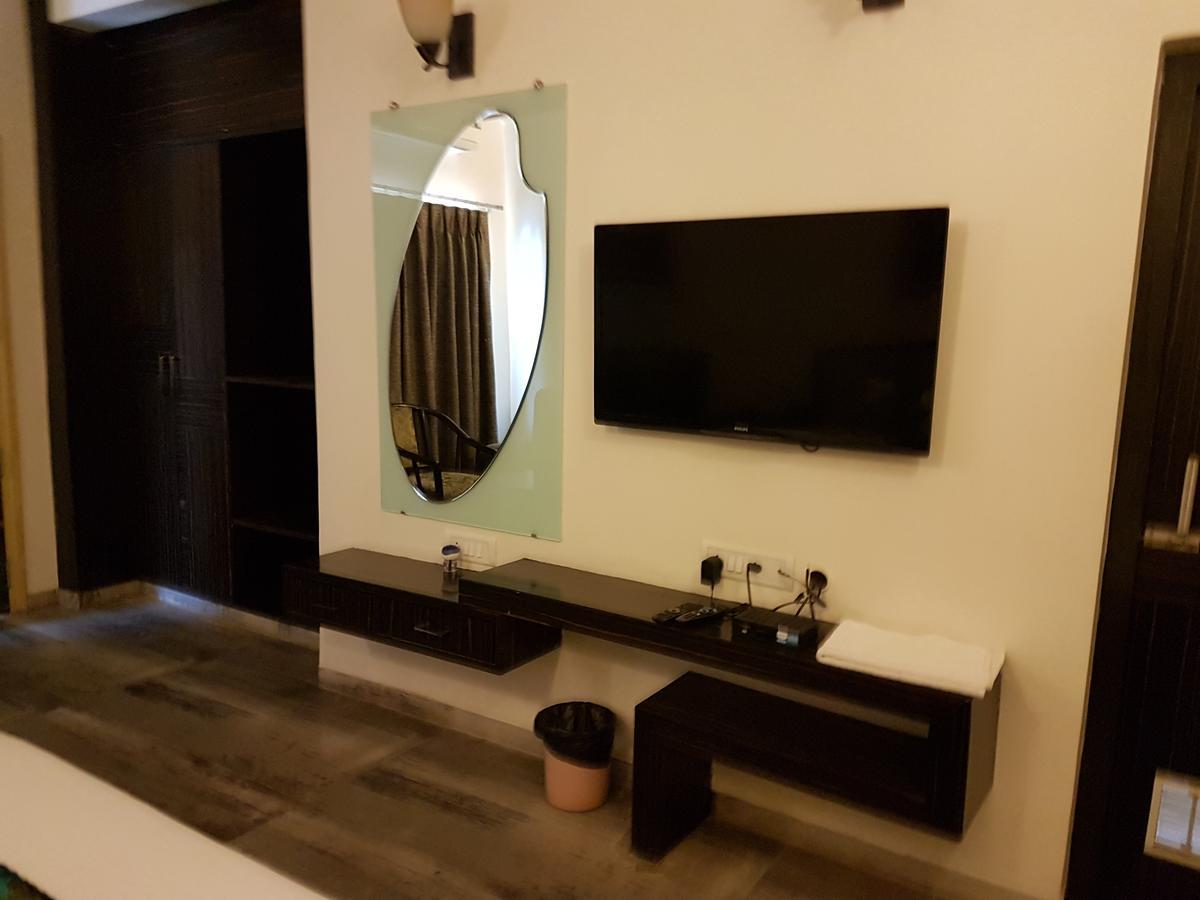 Hotel Karnavati Mount Abu Buitenkant foto