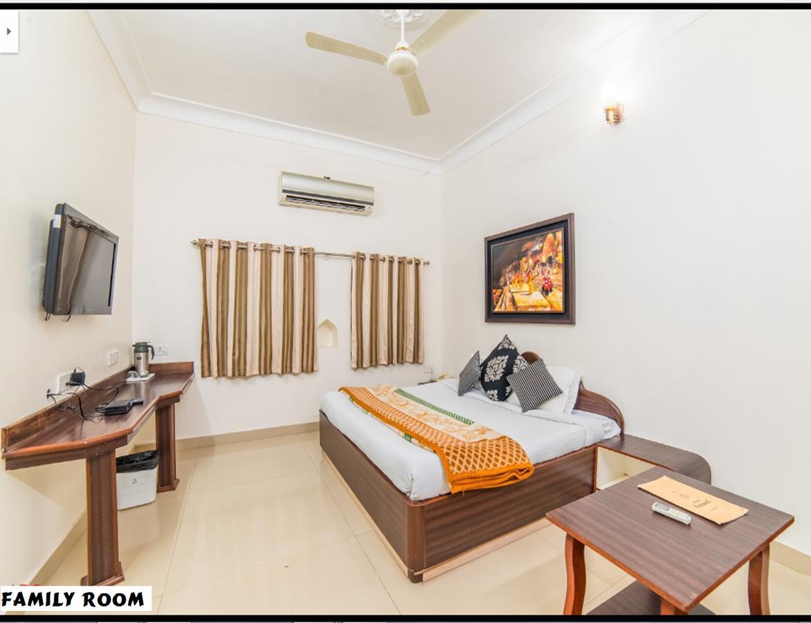 Hotel Karnavati Mount Abu Buitenkant foto