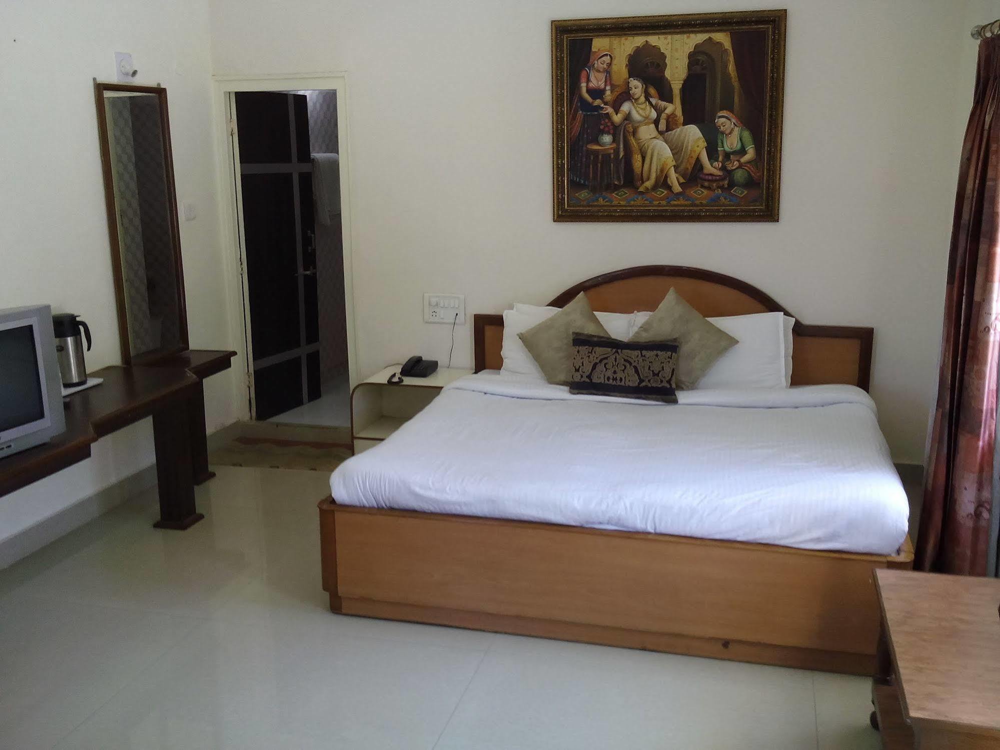 Hotel Karnavati Mount Abu Buitenkant foto